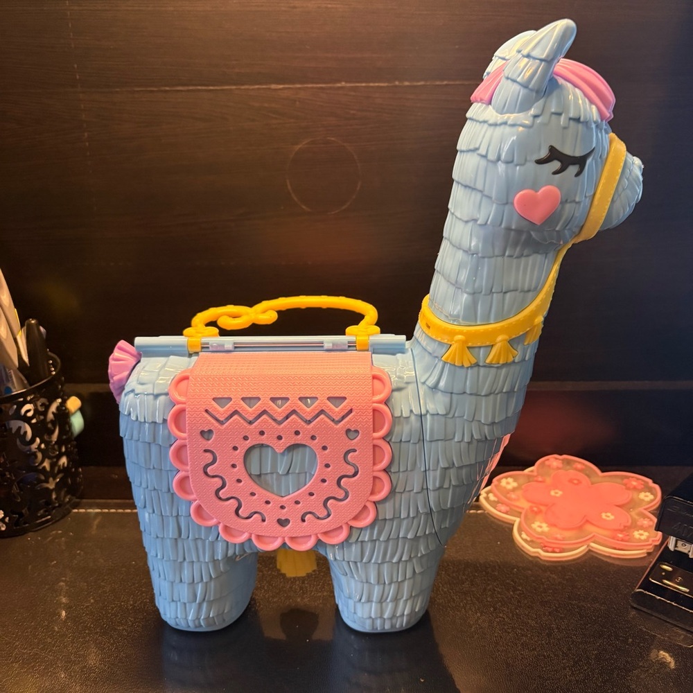 Polly Pocket Pajama Party Llama Party Compact Doll Playset Case Blue Lama 2021